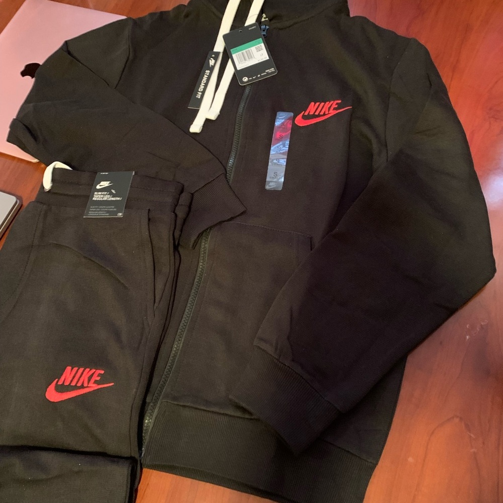 Nike Sweatsuit